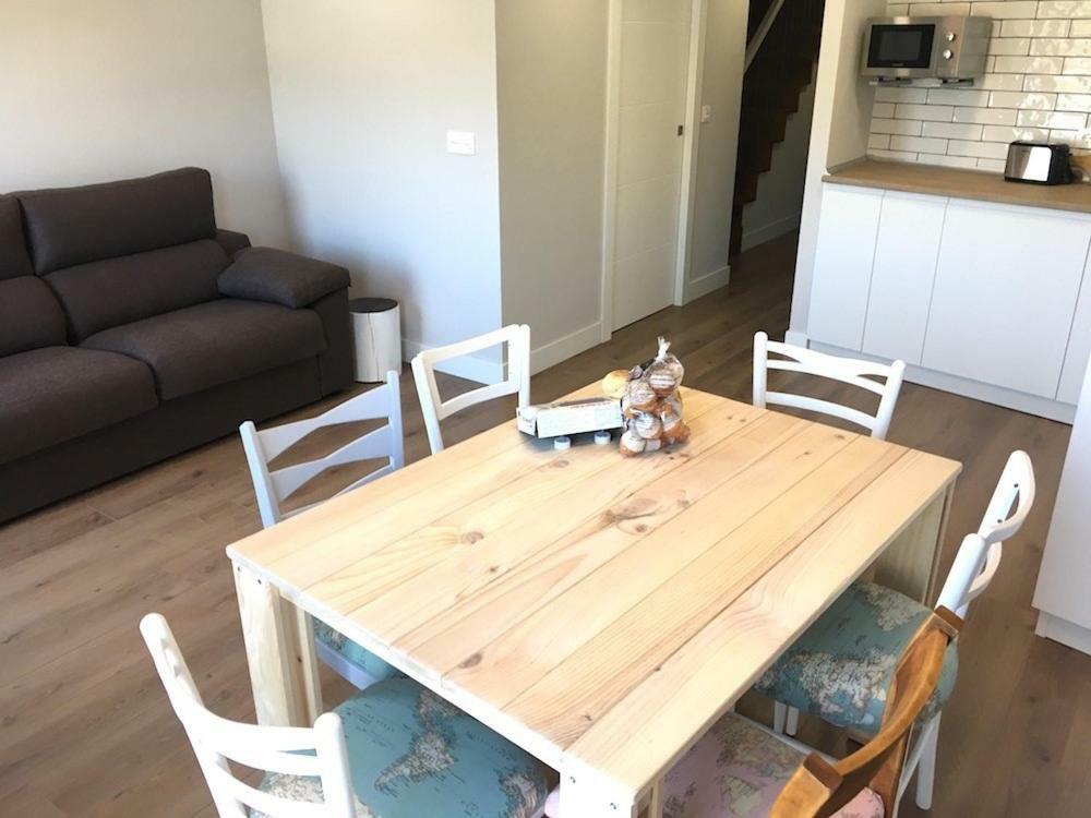 Apartamentos Turisticos Leiva -La Rioja Eksteriør billede